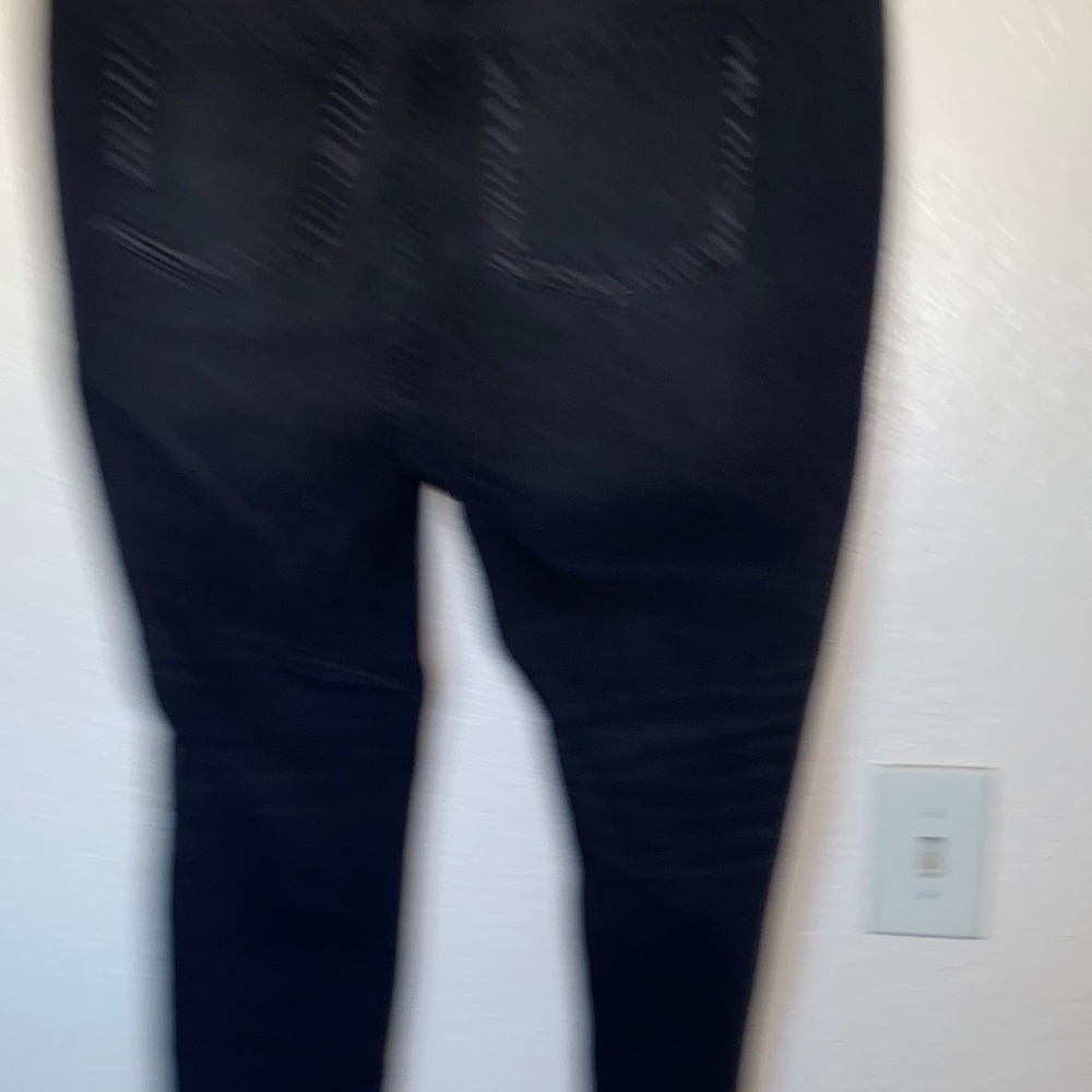 Torrid Black Cropped Mid-Rise Jeans - Picture 9 of 11